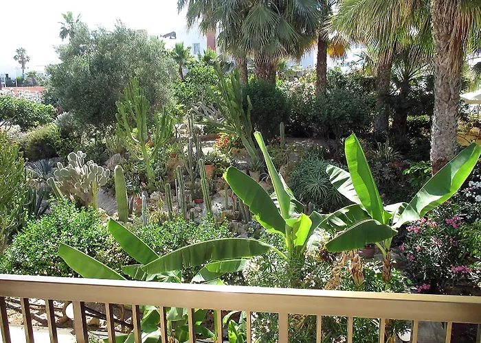 Rododafni Beach Apartments