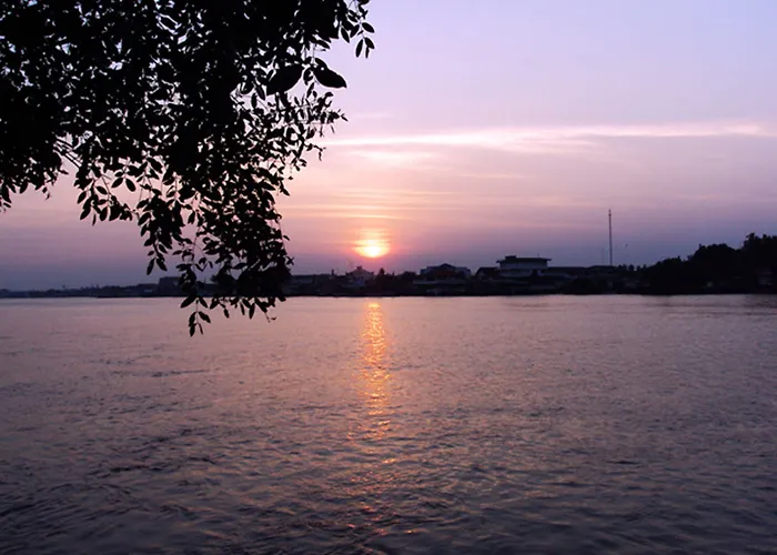 Baan Siriporn Resort - โรงแรมบ้านศิริพร รีสอร์ท