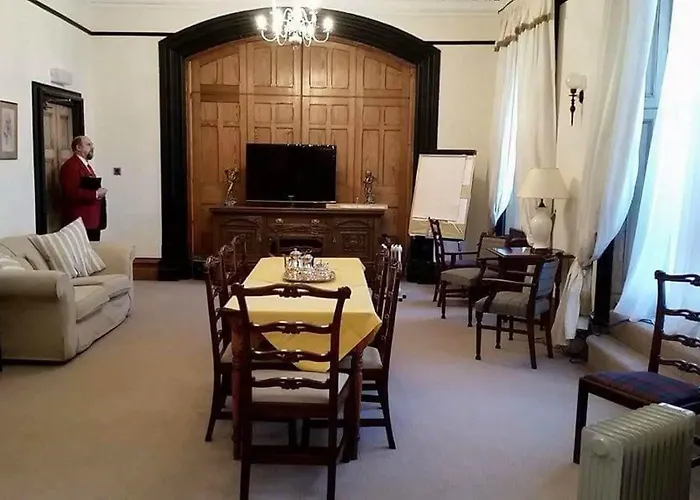 The Royal Hotel Tain