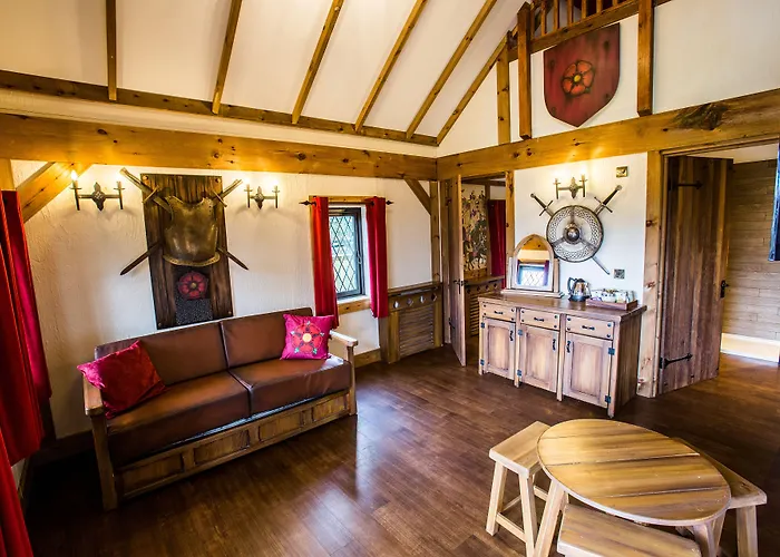Warwick Castle Hotel & Knight'S Village