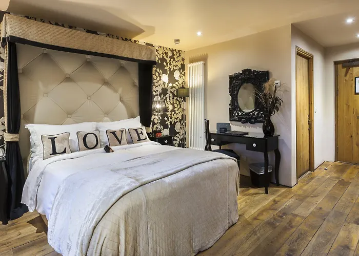 Glenskirlie Castle Hotel Banknock