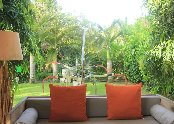 Bali Santi Bungalows Candi Dasa 