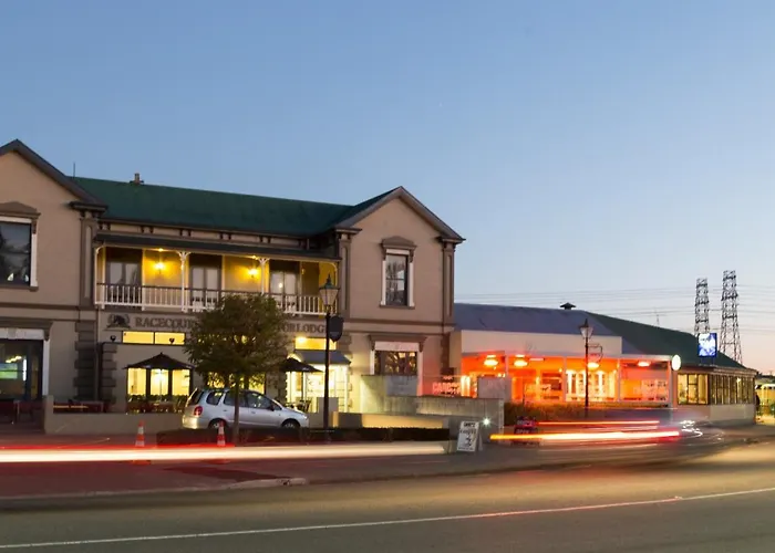 Racecourse Hotel And Motor Lodge
