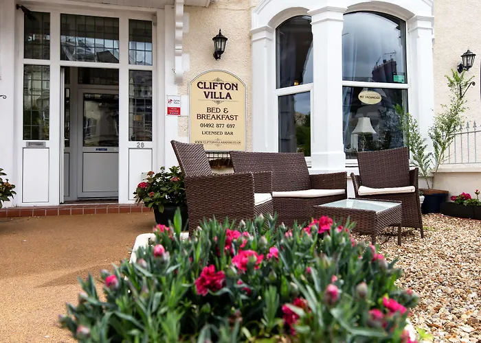 Clifton Villa Guest House Llandudno