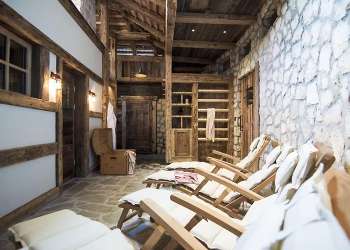 Post Alpina - Family Chalets Dolomites San Candido