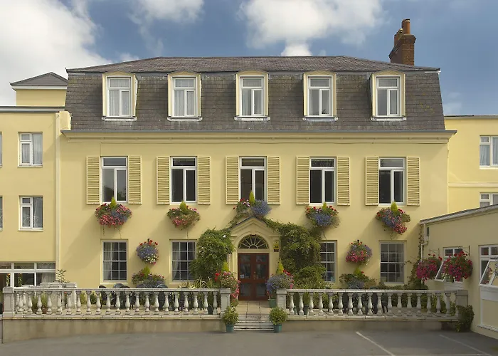 Les Rocquettes Hotel