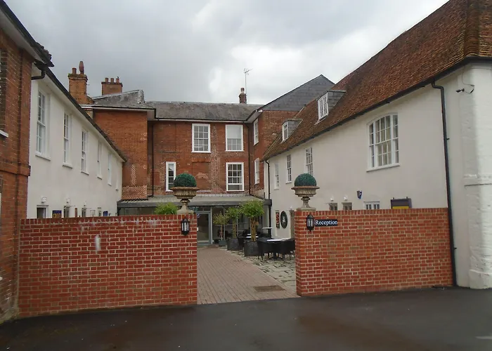 The Star And Garter Hotel Andover