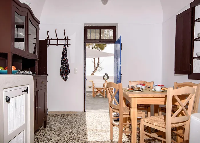 Santorini Crystal Blue Boutique Hotel Kamári