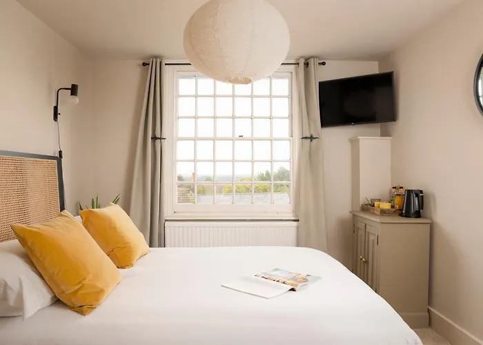 Morleys Rooms - Located In The Heart Of Hurstpierpoint By Huluki Sussex Stays
