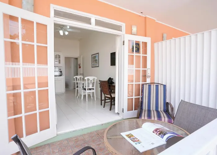 Worthing Court Apartment Hotel