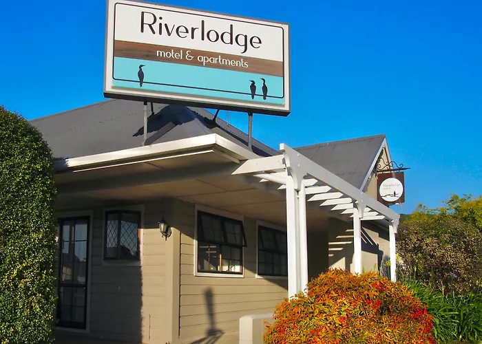 Riverlodge