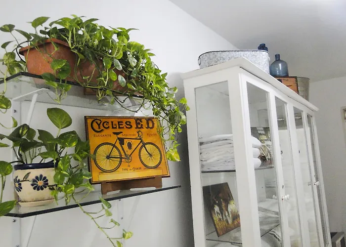 Arco Apartasuites Cali