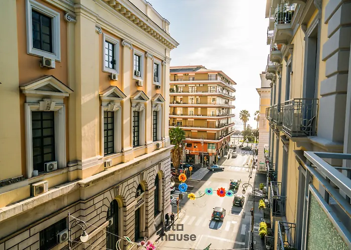 Hotel Vinto House Salerno Downtown