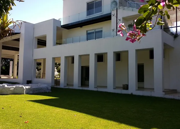 Rancho Macloy Hotel Spa&Social Events