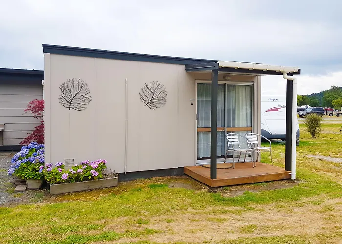 Motutere Bay Top 10 Holiday Park