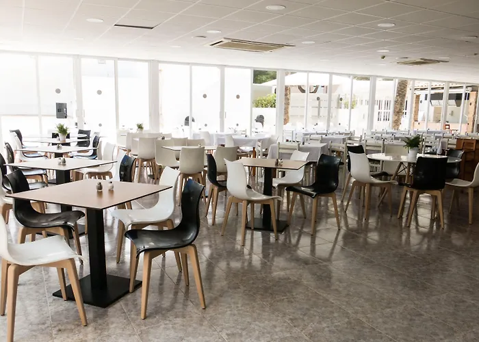 Globales Cala Bona Hotel