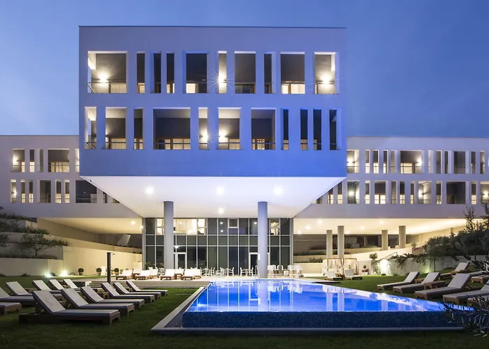 Hotel Salona Palace