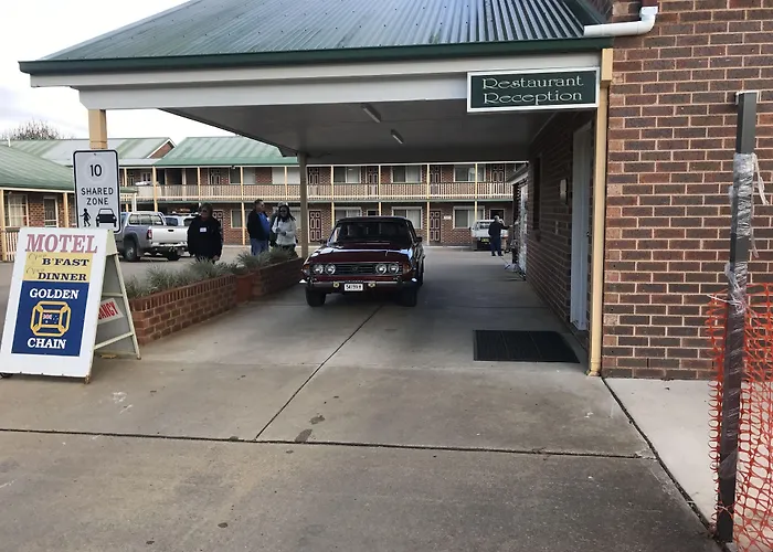 The Crossing Motel