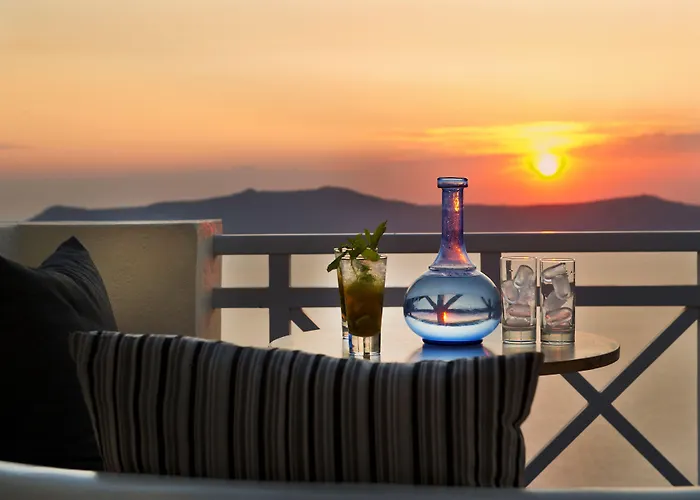 Enigma Suites Fira 