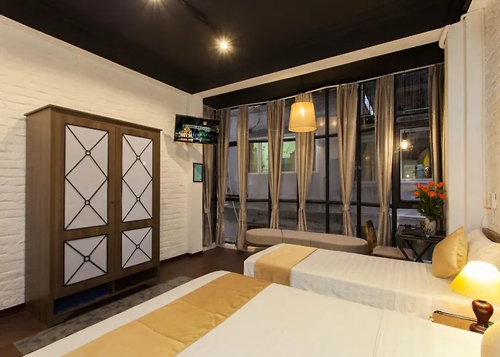 Luxury Backpakers Hotel