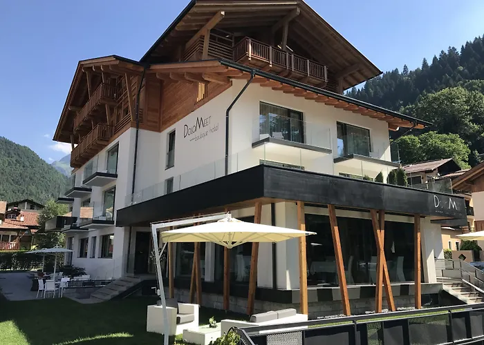Dolomeet Boutique Hotel Pinzolo