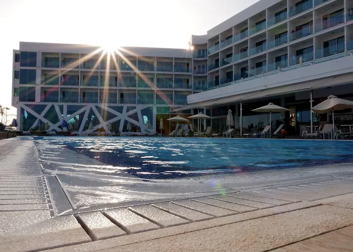 Amethyst Napa Hotel & Spa Agia Napa