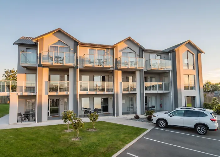Coastal Ridge Apartments