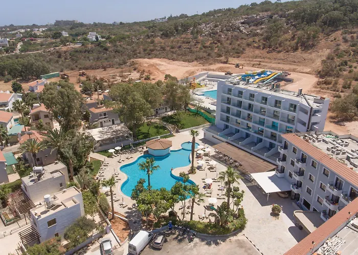 Narcissos Waterpark Resort Protaras