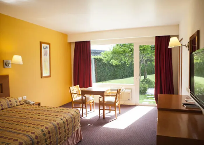 Paradise Inn