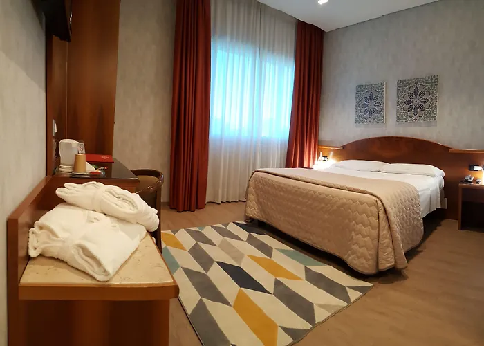Hotel Poppi Mira