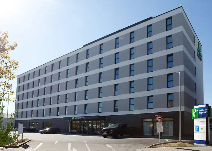 Holiday Inn Express Frankfurt Airport - Raunheim By Ihg