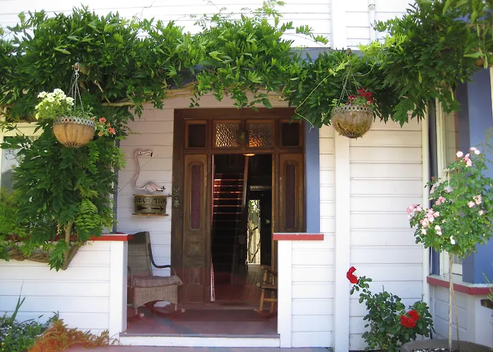 Shady Rest Bed & Breakfast