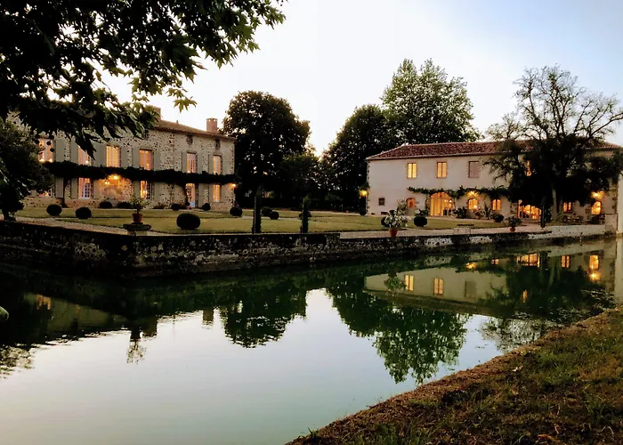 Bed and Breakfast DOMAINE de la PARTOUCIE à Confolens