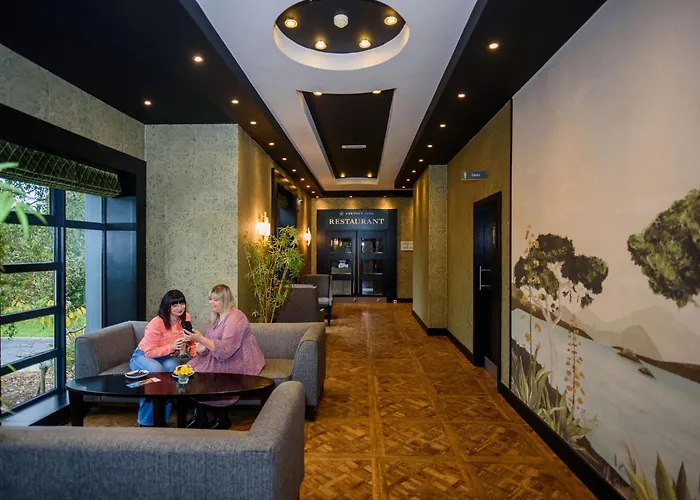 Newtown Park Hotel