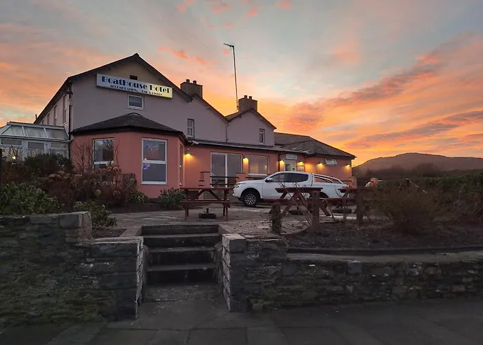 Boathouse Hotel