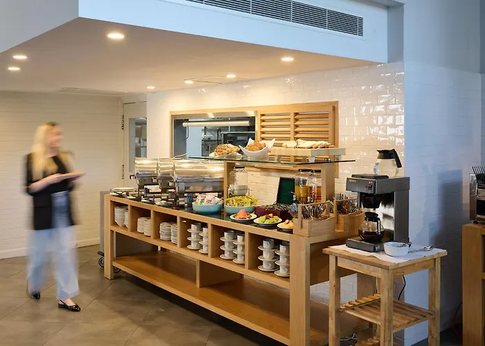 Abode Tuggeranong Hotel Canberra