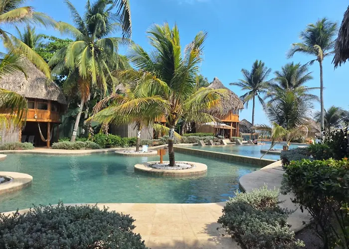 Hotel Tortuga Village