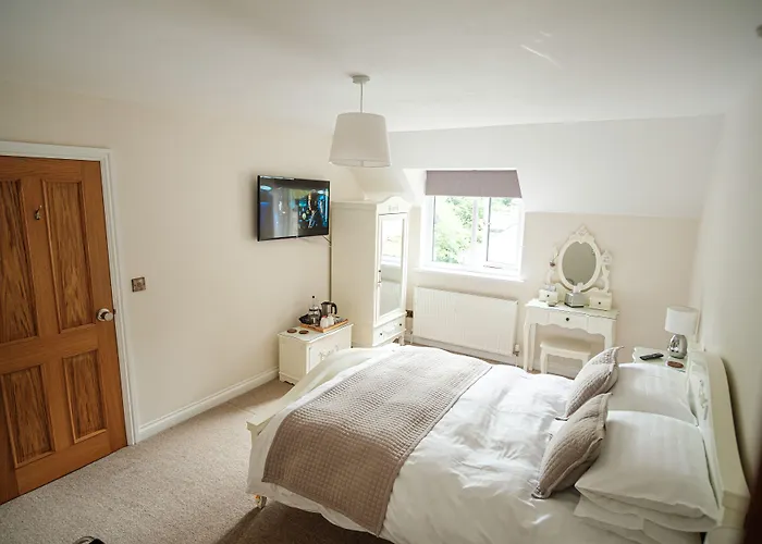 Mill Lodge-Brecon Beacons Gilwern