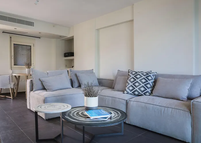 Argostoli Marina Suites