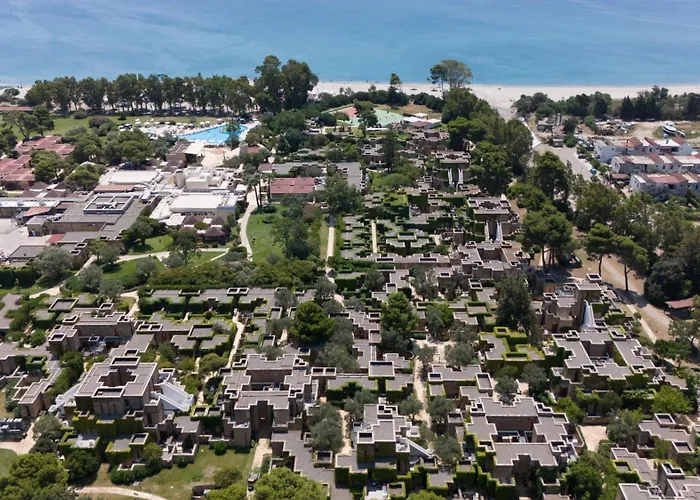 Voi Floriana Resort
