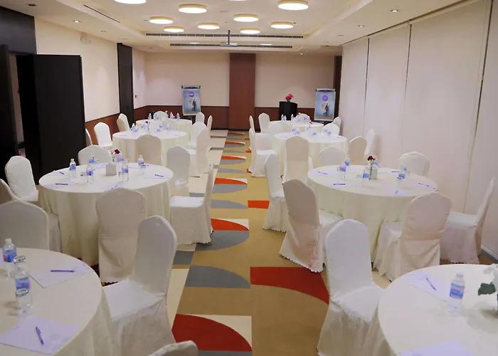 Novotel Suites Centre