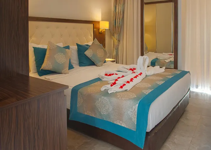 Cleopatra Golden Beach