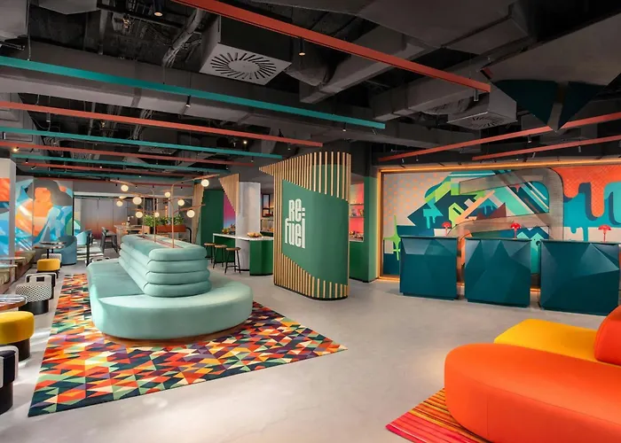Hotel Aloft By Marriott Madrid Gran Via