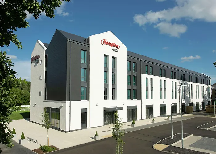 Hampton By Hilton Hamilton Park