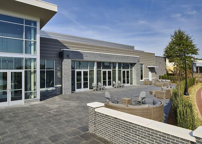 Hyatt Place Wilmington Riverfront