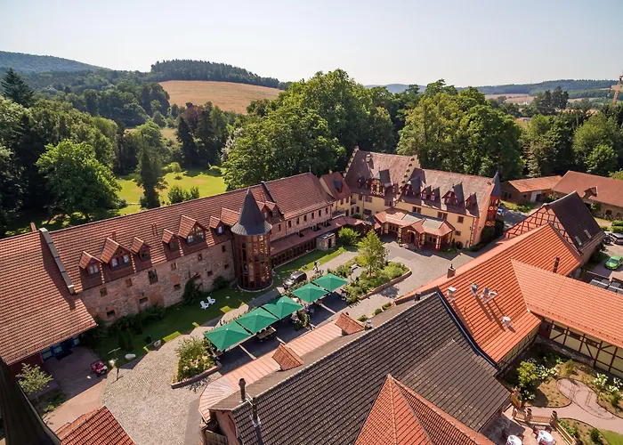 Schlosshotel Weyberhöfe
