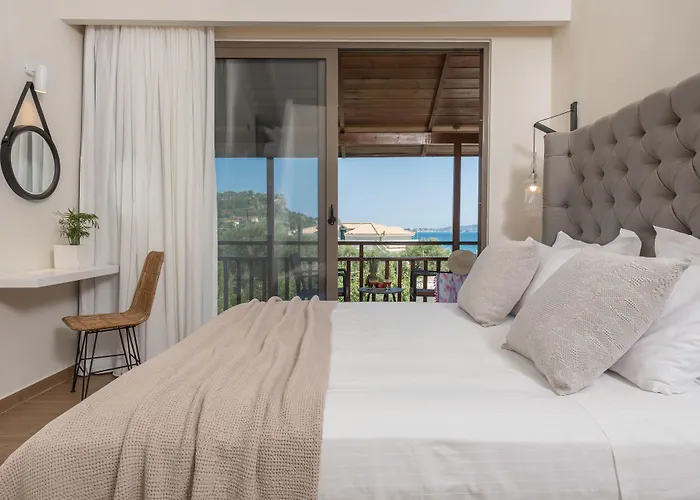 Eptanisos Beachfront Suites Zante Keri