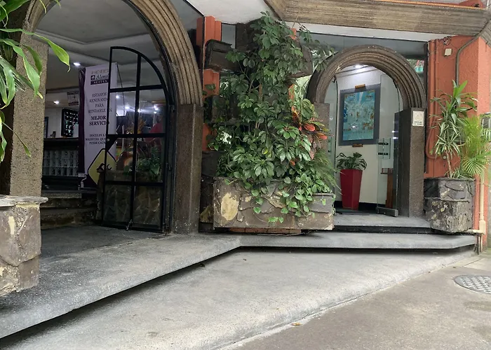 Hotel Alameda Suites
