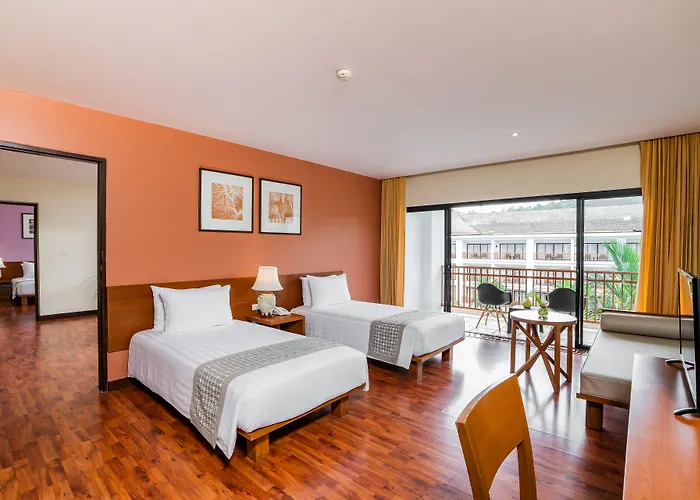 Naithonburi Beach Resort - SHA Extra Plus