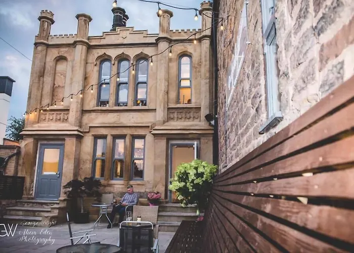 The George Wright Boutique Hotel, Bar & Restaurant